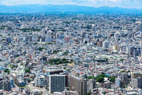 東京　住宅街が広がる都市風景 © oben901