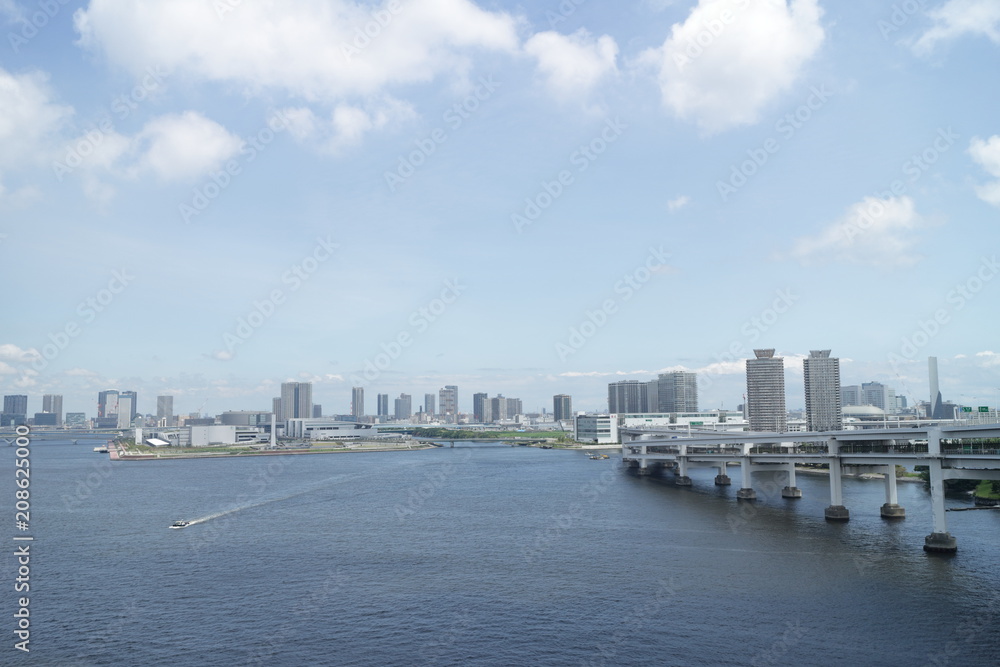 東京湾の風景