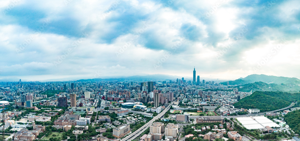 Obraz premium Skyline miasta Taipei w centrum Tajpej, Tajwan.