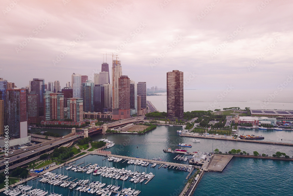 Fototapeta premium view of Chicago lake