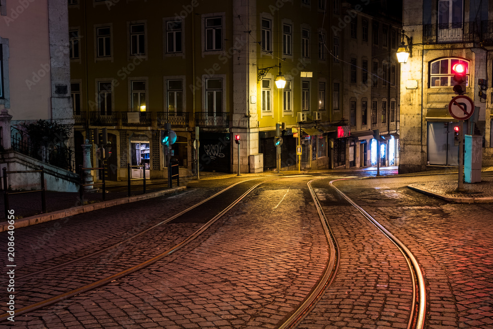 Obraz premium Old European city street at night