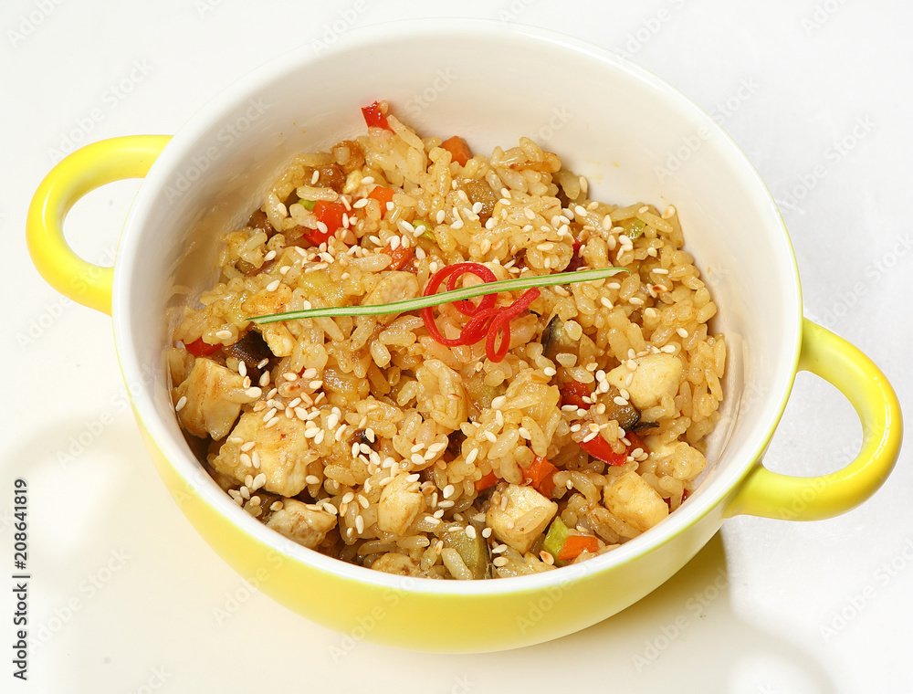 Hibachi rice with chicken (chicken, zucchini, eggplant, onion, carrot, bell pepper, ginger, Curry and Teriyaki sauce) Hibachi rice with chicken (chicken, zucchini, eggplant, onion, carrot, bell pepper, ginger, Curry and Teriyaki sauce)