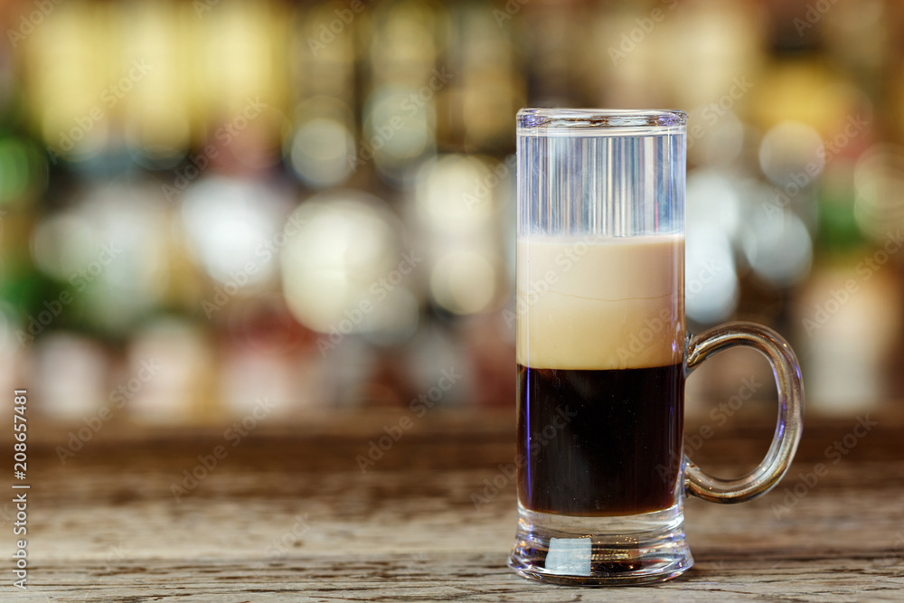 Digestiv cocktail b52