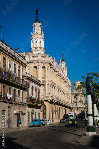 HABANA, CUBA-JANUARY 12: City street on January 12, 2018 in Habana, Cuba. Street view of Habana © sergemi