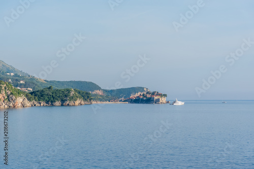 The island of St. Stephen on the horizon in the Adriatic Sea. © Sergej Ljashenko