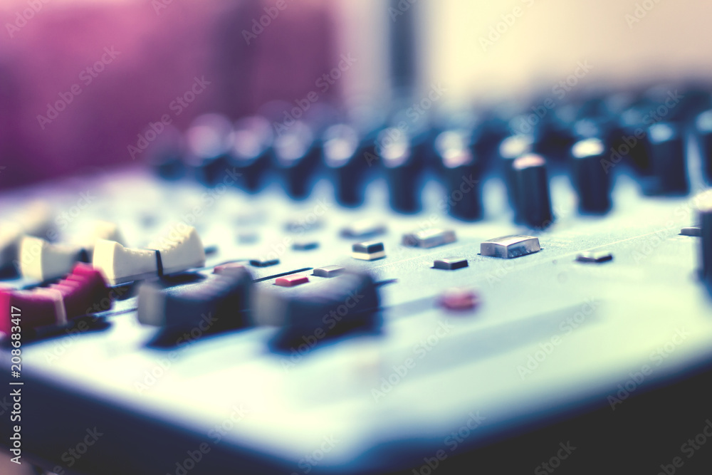 Slide the volume control of the audio mixer. Slide the volume control of the audio mixer.