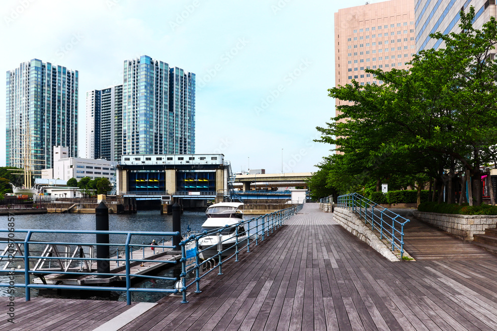 Naklejka premium (東京都-都市風景)天王洲アイル川沿い風景３
