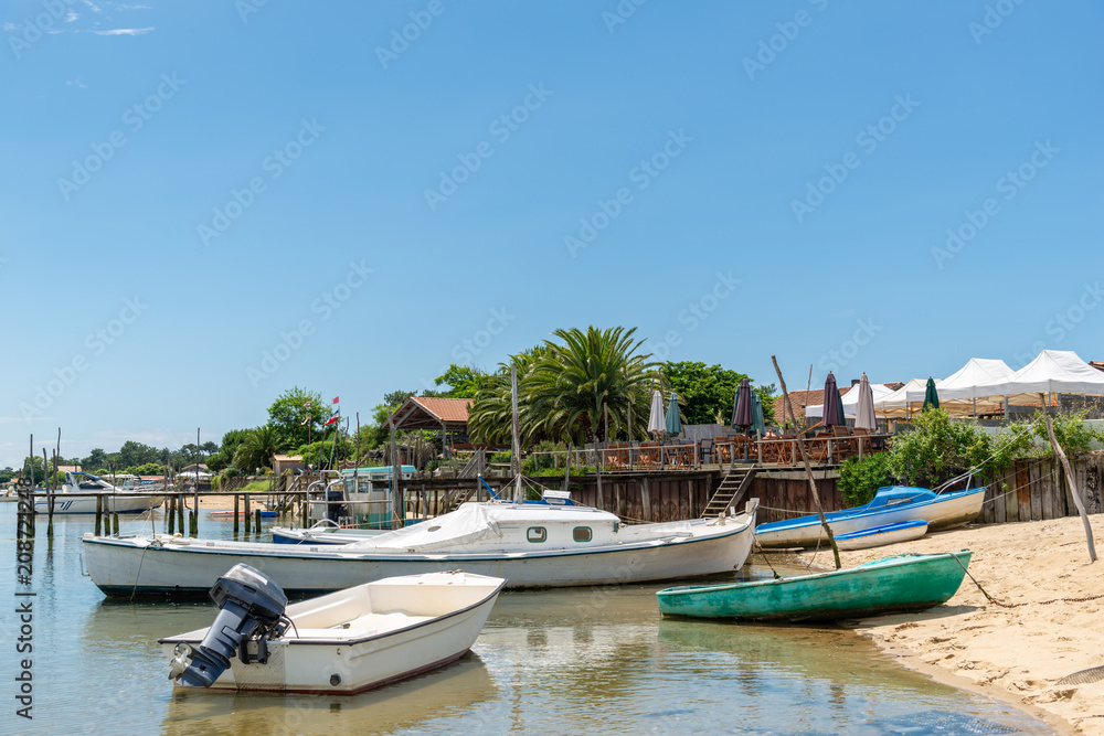 CAP FERRET (Bassin d'Arcachon, France), plage et cabane de dégustation