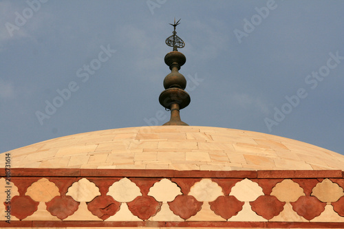 Humayan's Tomb, Delhi, India photo