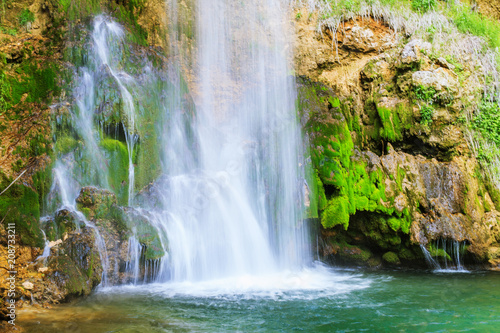Fototapeta Naklejka Na Ścianę i Meble -   waterfall in spring season