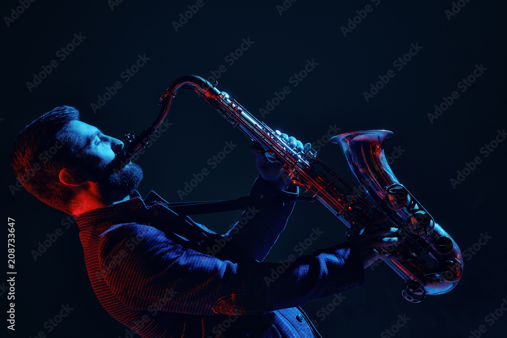 Fototapeta premium Jazz band performs at the club