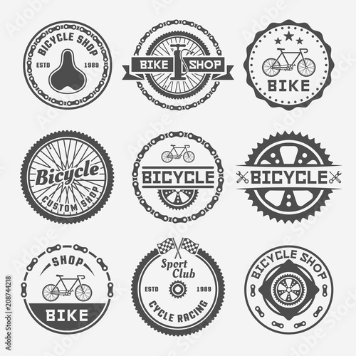 Bicycle shop vector round labels, badges, emblems © Flat_Enot