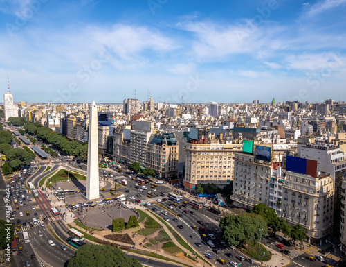 Fototapet Aerial view of Buenos Aires city with Obelisk and 9 de julio avenue - Buenos Air