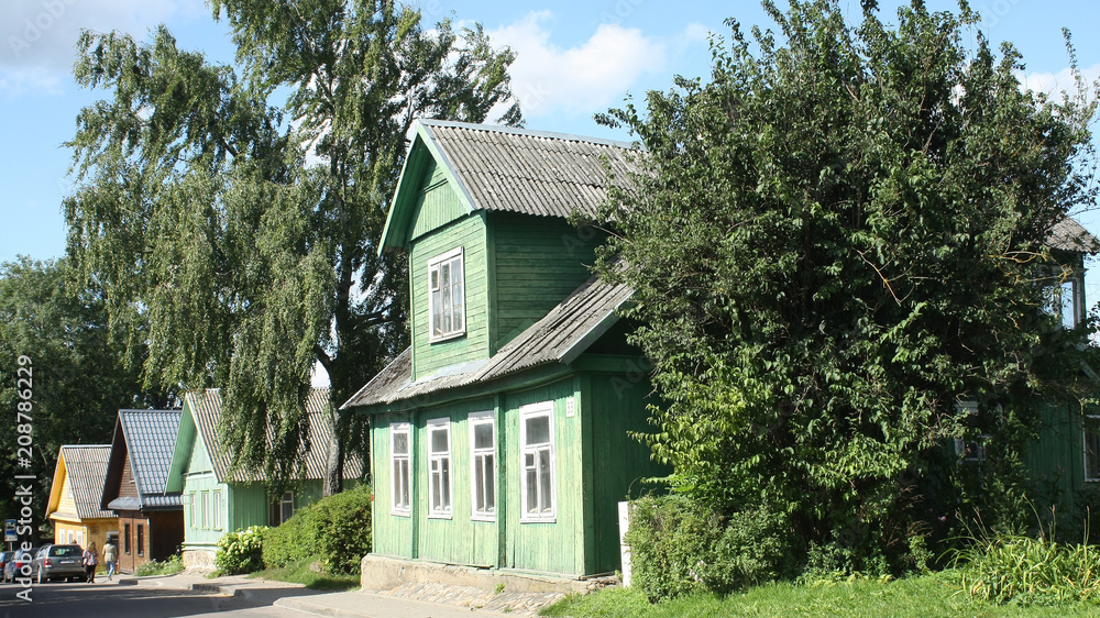 Calle Karaimu Gatve en Trakai, Lituania Calle Karaimu Gatve en Trakai, Lituania