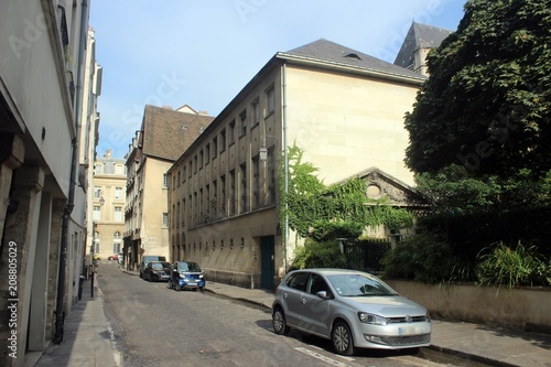 Rue de l'Hôtel de ville, Paris.