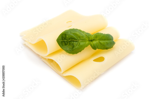 Käsescheibe käsescheiben mit Löcher. Auf weiß weißen Hintergrund freisteller freigestellt