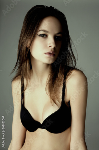 Wallpaper Mural Model Beauty Pose Torontodigital.ca