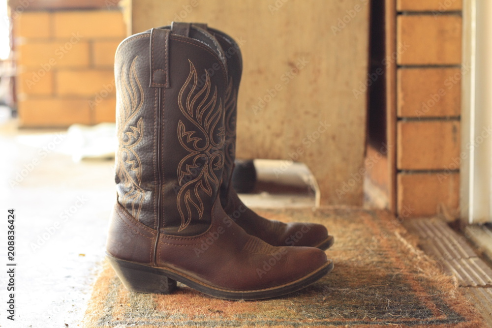 Womens leather cowboy boots removed 
