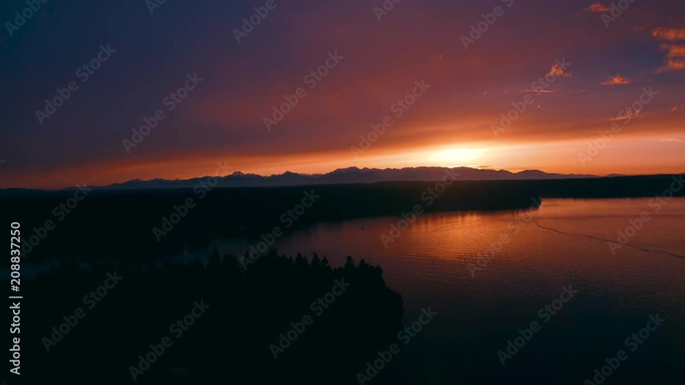 Sunset over the Olympic Mountains Sunset over the Olympic Mountains
