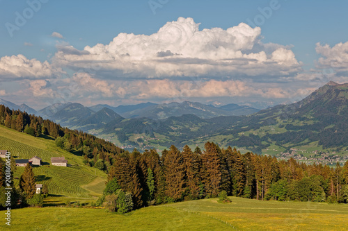 Boedele mountain pass photo