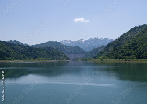 夏の田子倉湖