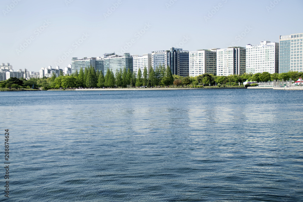 lake  buildings cityscape