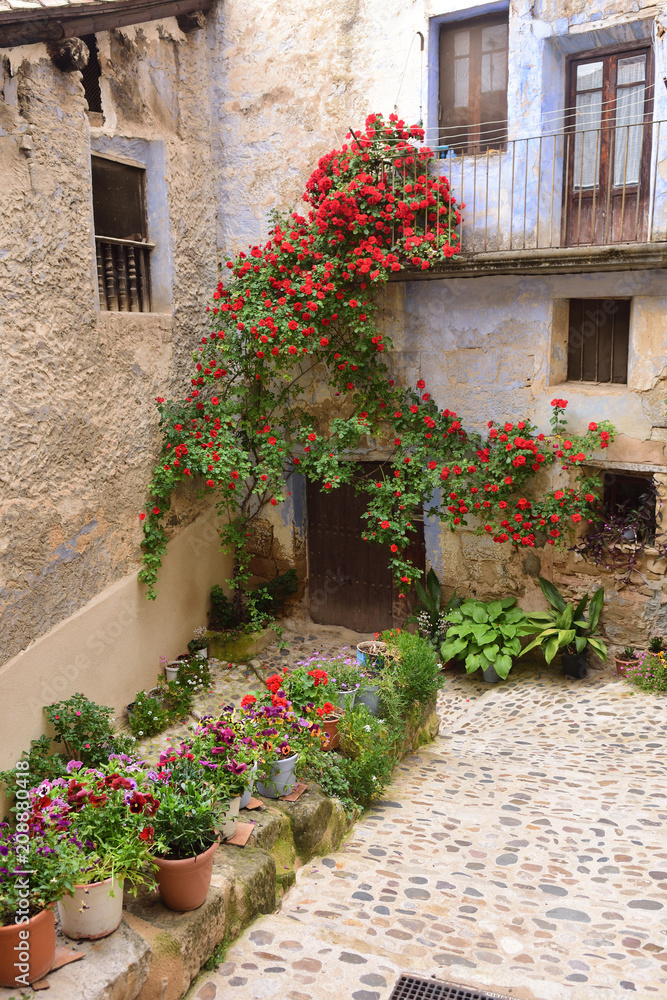 Streets and corners of the medieval village of Valderrobres, Mantarraya, Teruel province, Aragon, Spain