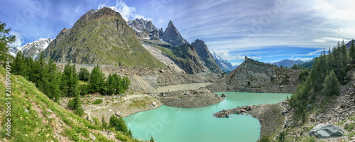 Fototapeta Naklejka Na Ścianę i Meble -  Lac du Miage (Miage lake), Aosta Valley, Italy