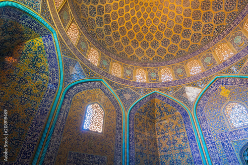 Fotografía Sheikh Lotfollah Mosque is one of the architectural masterpieces of Iranian architecture that was built during the Safavid Empire