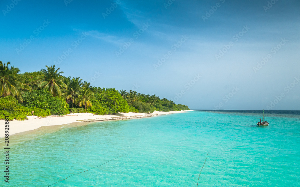 Maldives, the perfect white beach, paradise