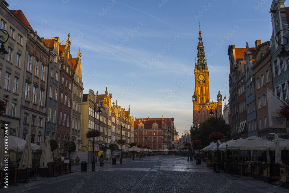 Fototapeta premium View of the beautiful tower of the City Hall at dawn of Gdansk. Poland