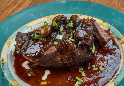 Balsamic Glazed Roast Beef