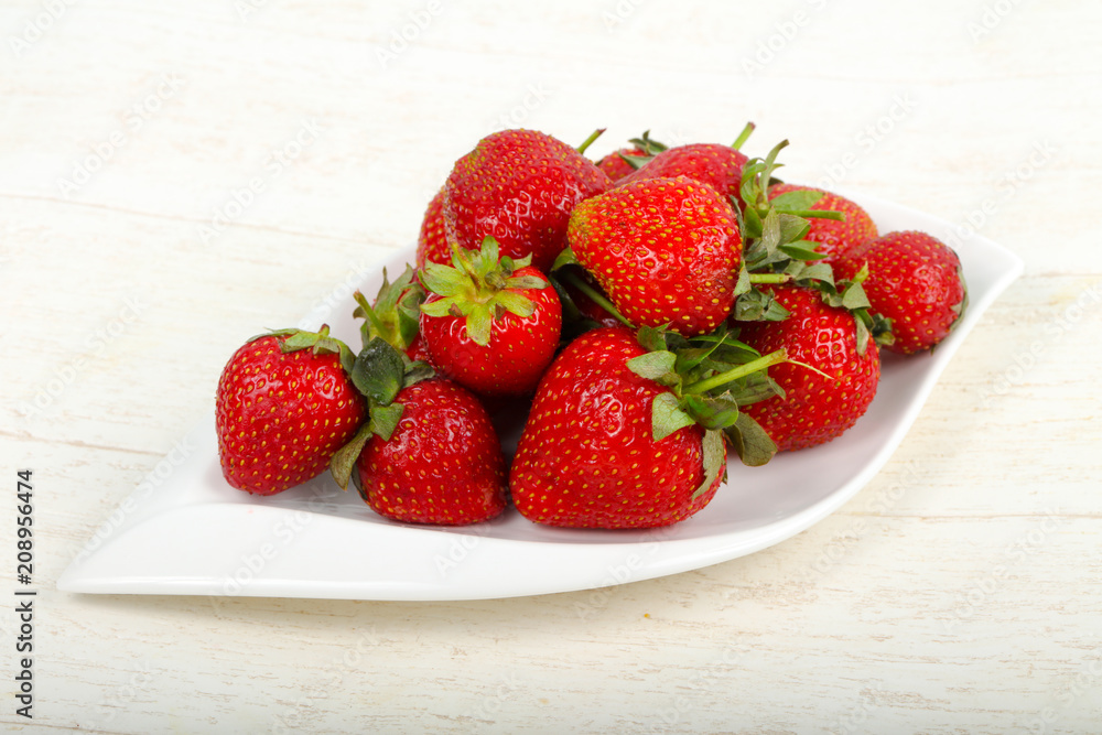 Strawberry in the bowl