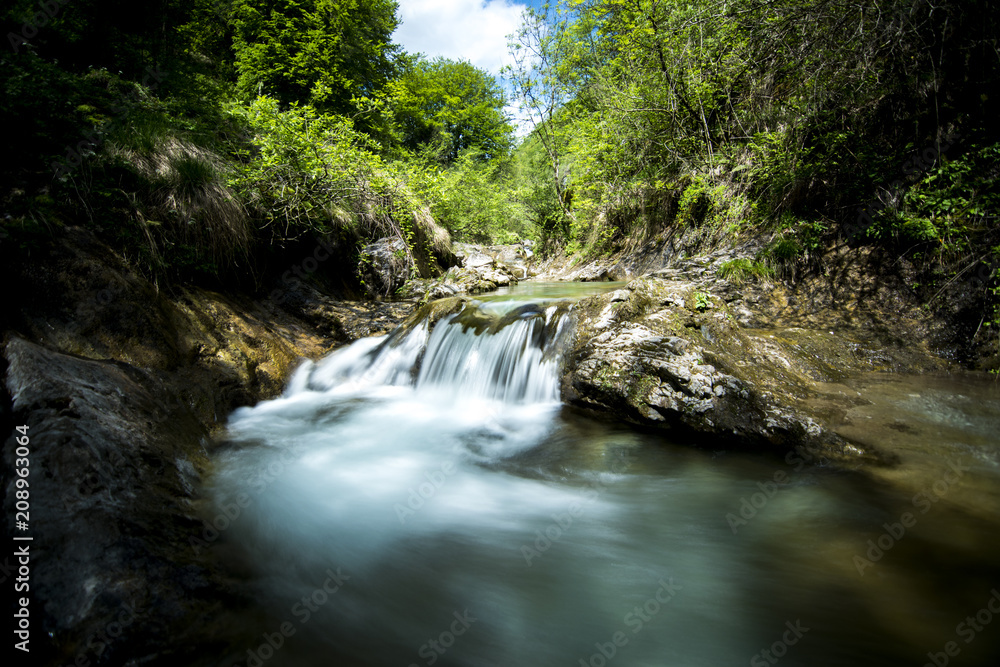 cascata nelle Alpi italiane