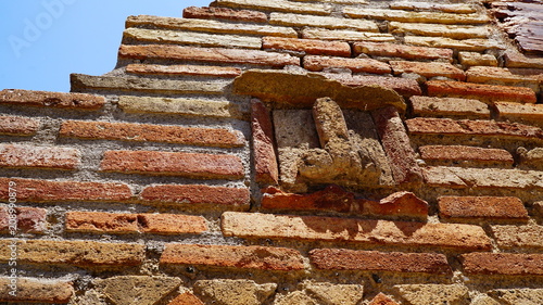 Canvastavla wall of pompei house with phallic symbol in the sun