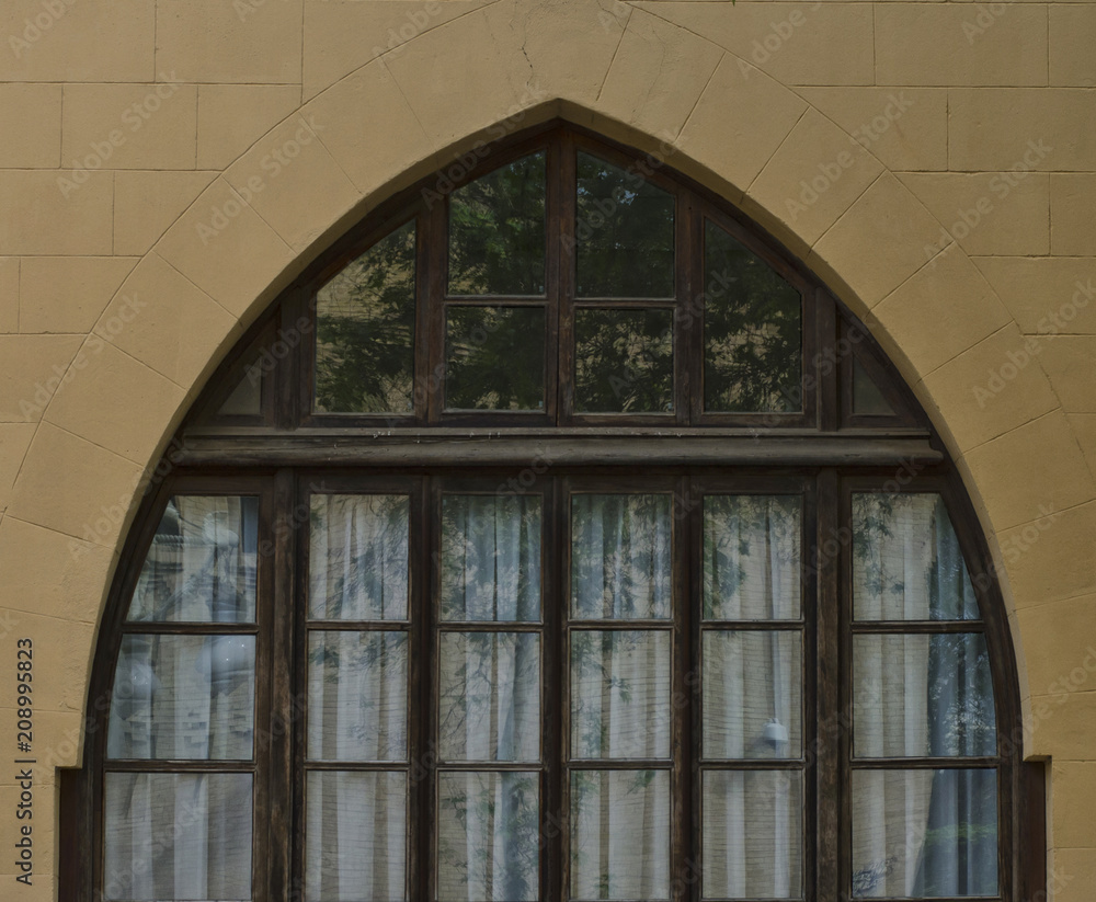 Obraz premium Facade old window