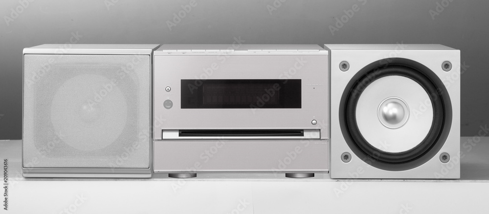 Obraz premium Stereo set in square shape, isolated with clipping path.