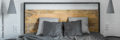 Photos Bedroom with wooden bed