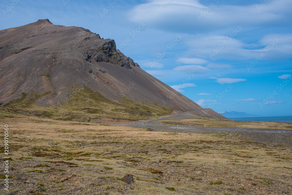 Thvottarskridur land slides in east Iceland