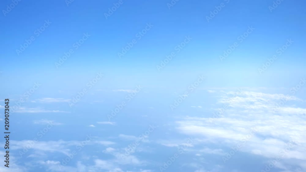 上空の空 上空の空