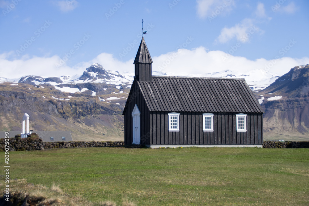 Urlaub in Island, Halbinsel Snaefellsnes: Kirche Arnarstapi