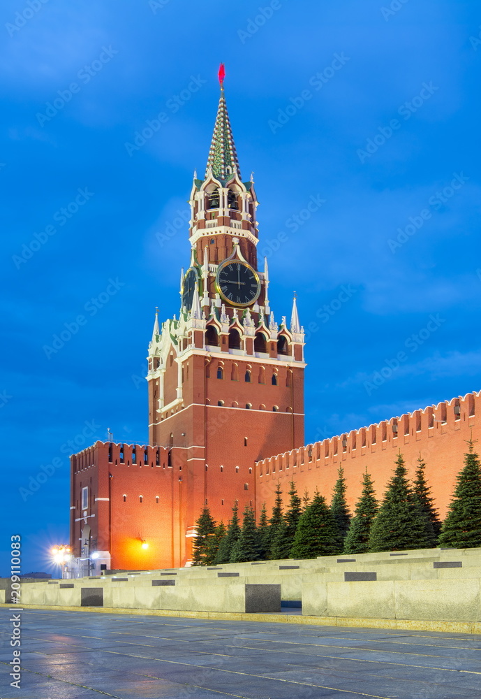 Spasskaya tower of Moscow Kremlin on Red Square at night, Russia Spasskaya tower of Moscow Kremlin on Red Square at night, Russia