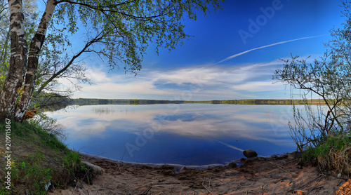 Wide-angle view of the lake