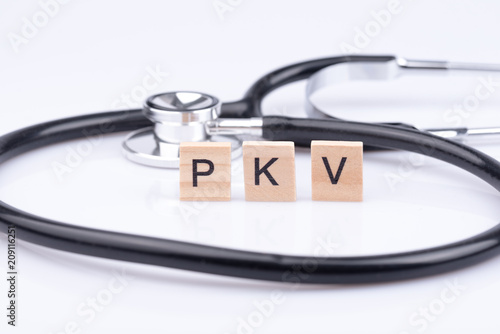 Wallpaper Mural PKV Private Krankenversicherung mit einem Stethoskop beim Arzt Torontodigital.ca
