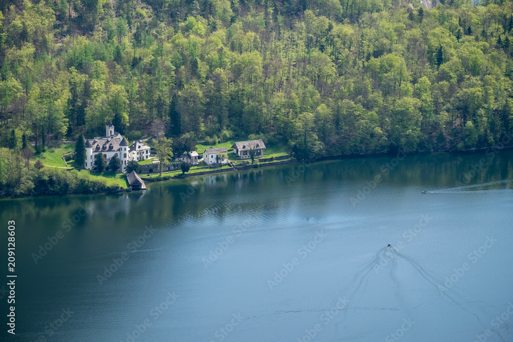 Fototapeta premium Aerial View village in hallstatt city background mountain Alps