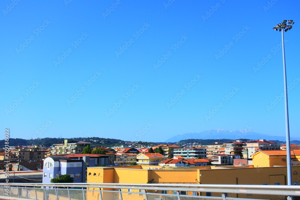 Fototapeta premium the city view in Pescara, Italy