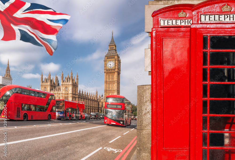 Obraz premium Symbole Londynu z BIG BEN, DOUBLE DECKER BUS i Red Phone Booths w Anglii, Wielkiej Brytanii