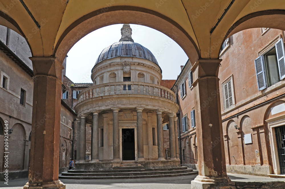 Roma, il tempietto del Bramante in S. Pietro in Montorio