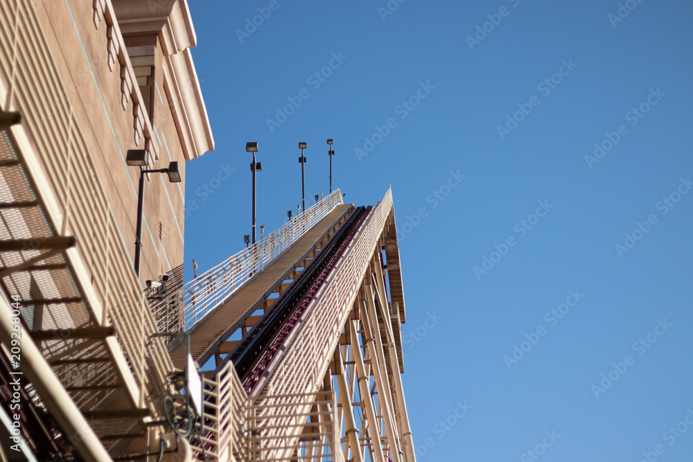 Obraz premium Coaster3