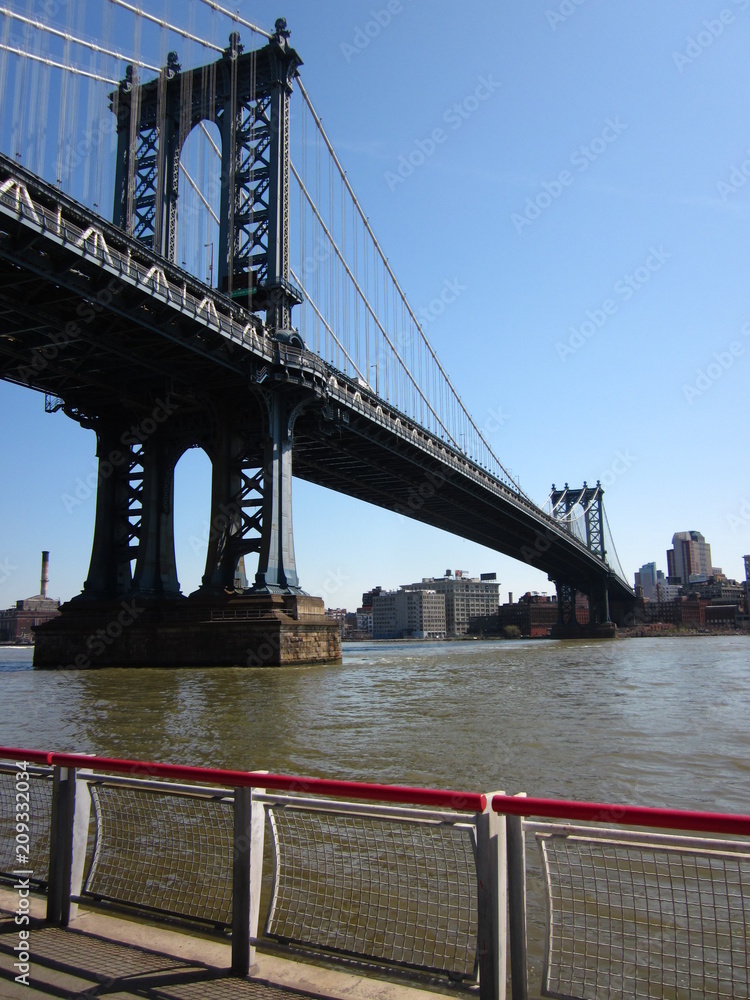 Naklejka premium New York Bridge